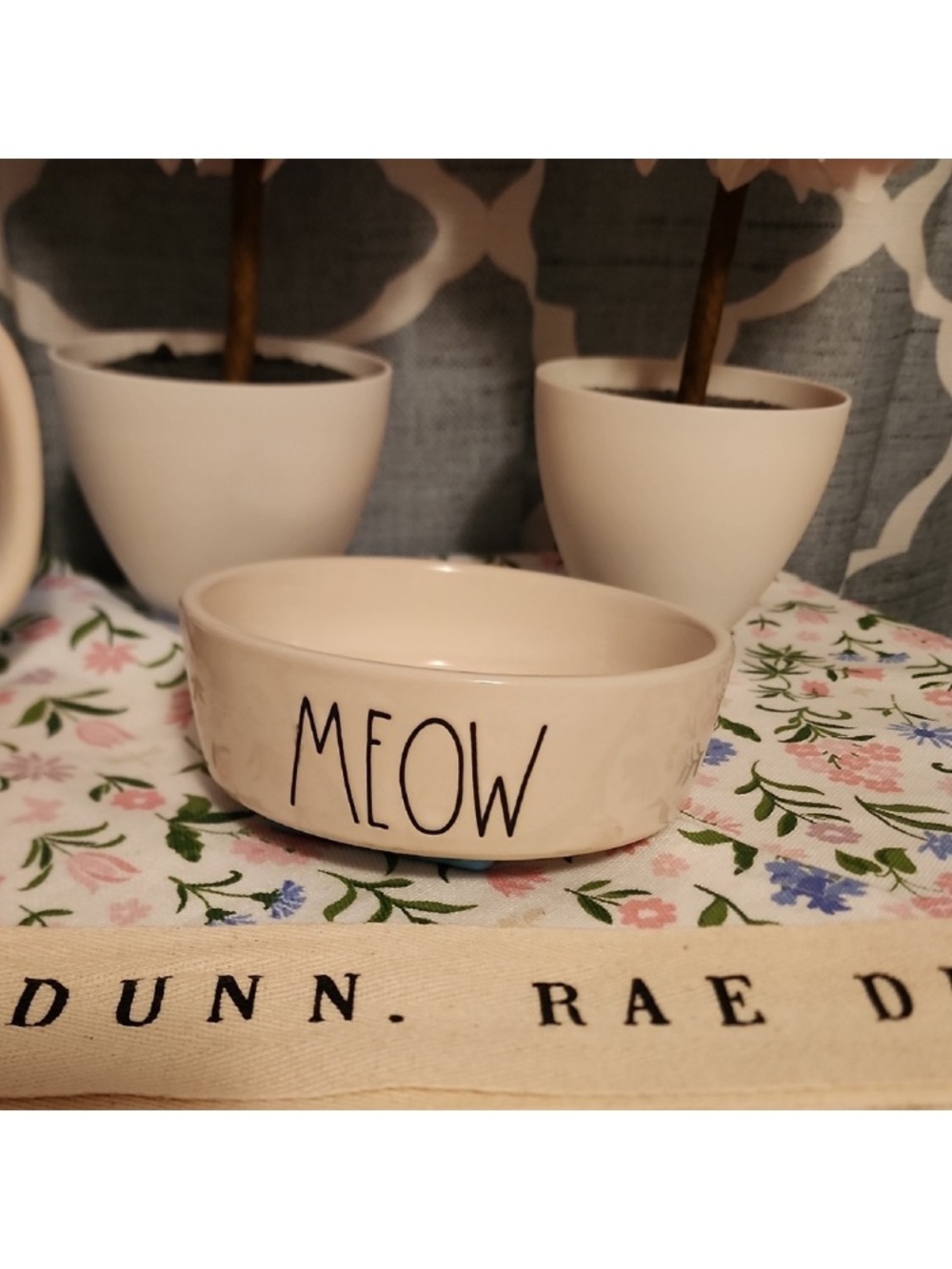 Cream 'MEOW' Ceramic Pet Bowl - Unbranded